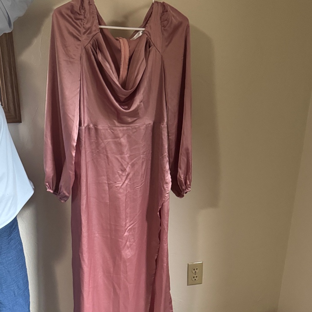 Chic Mauve Long Sleeve Dress